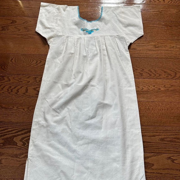 Mexican Dress - Picture 4 of 4